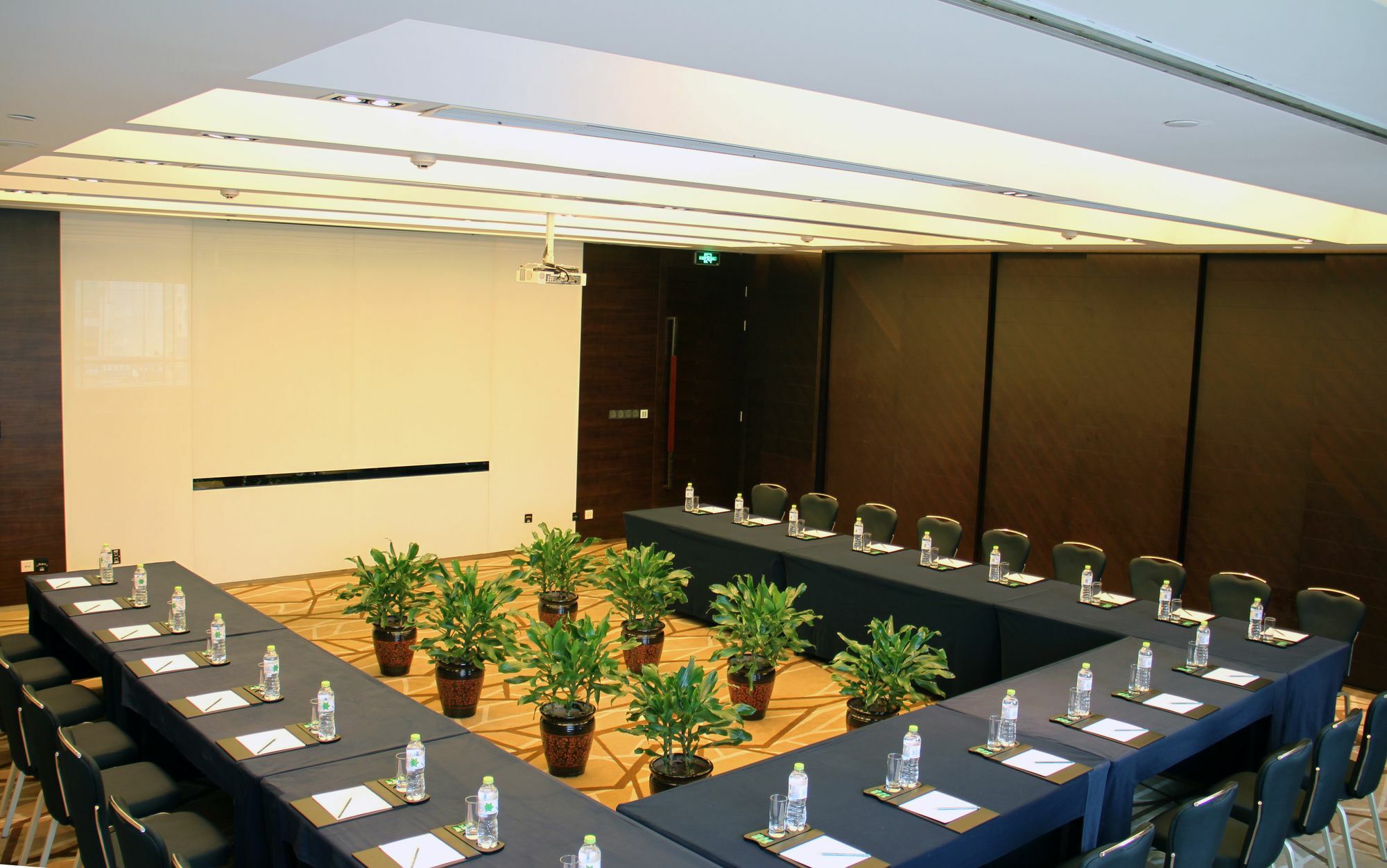 Wyndham Garden Yuhuan Downtown Hotel Taizhou  Eksteriør billede